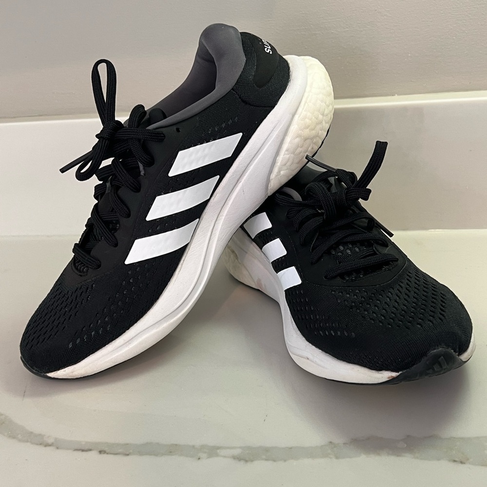 Adidas super nova tennis shoes